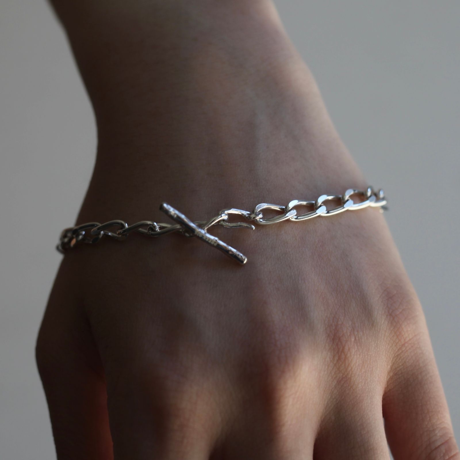 【お取り寄せ注文可能】Bold Lariette Bracelet