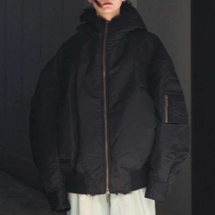 【残り一点】Nylon Oversized Padded Jacket
