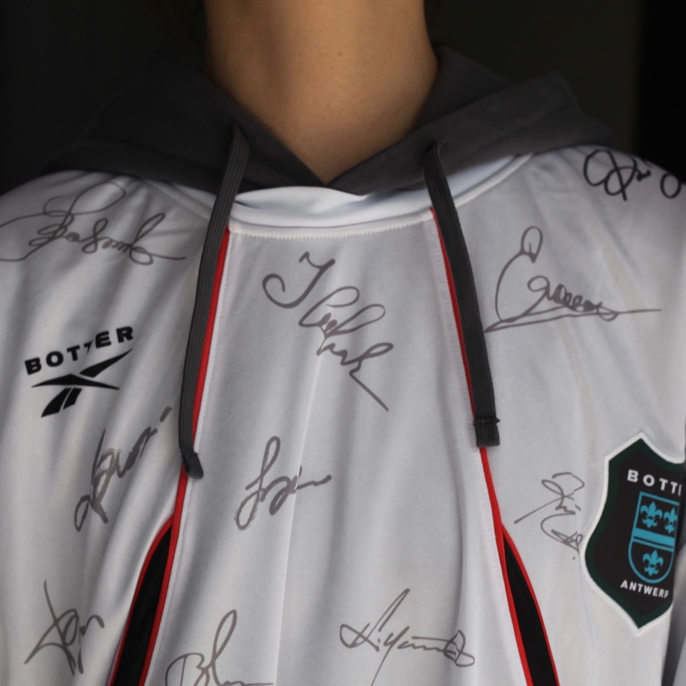 【残り一点】Soccer Hybrid Hoodie(BOTTER)
