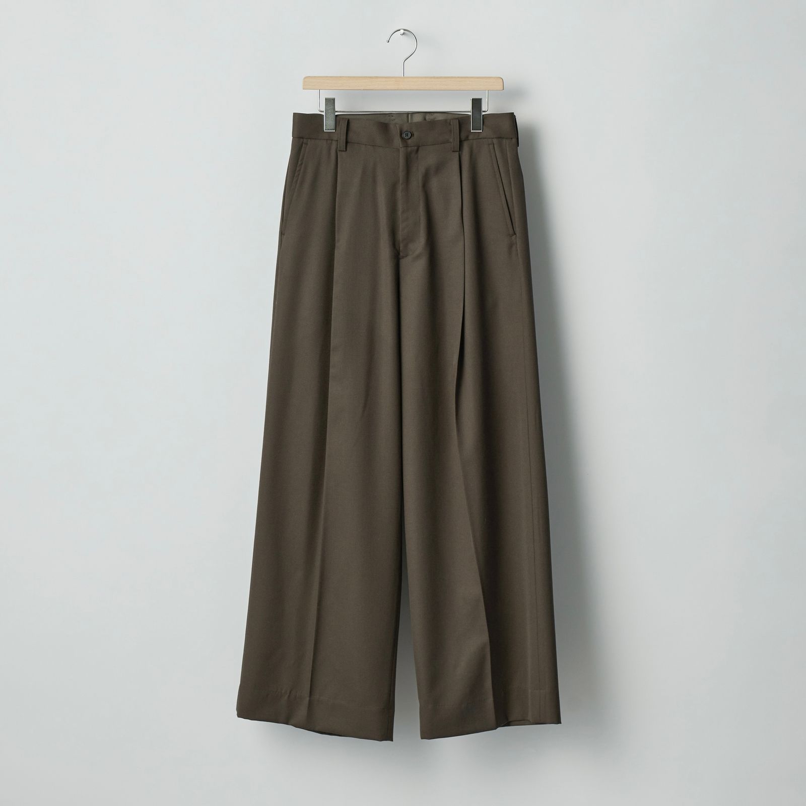 25SS TWO TUCK EASY TROUSERS 黒 S ssstein ssstein / シュタイン】TWO TUCK EASY TROUSERS (2/60 WOOL