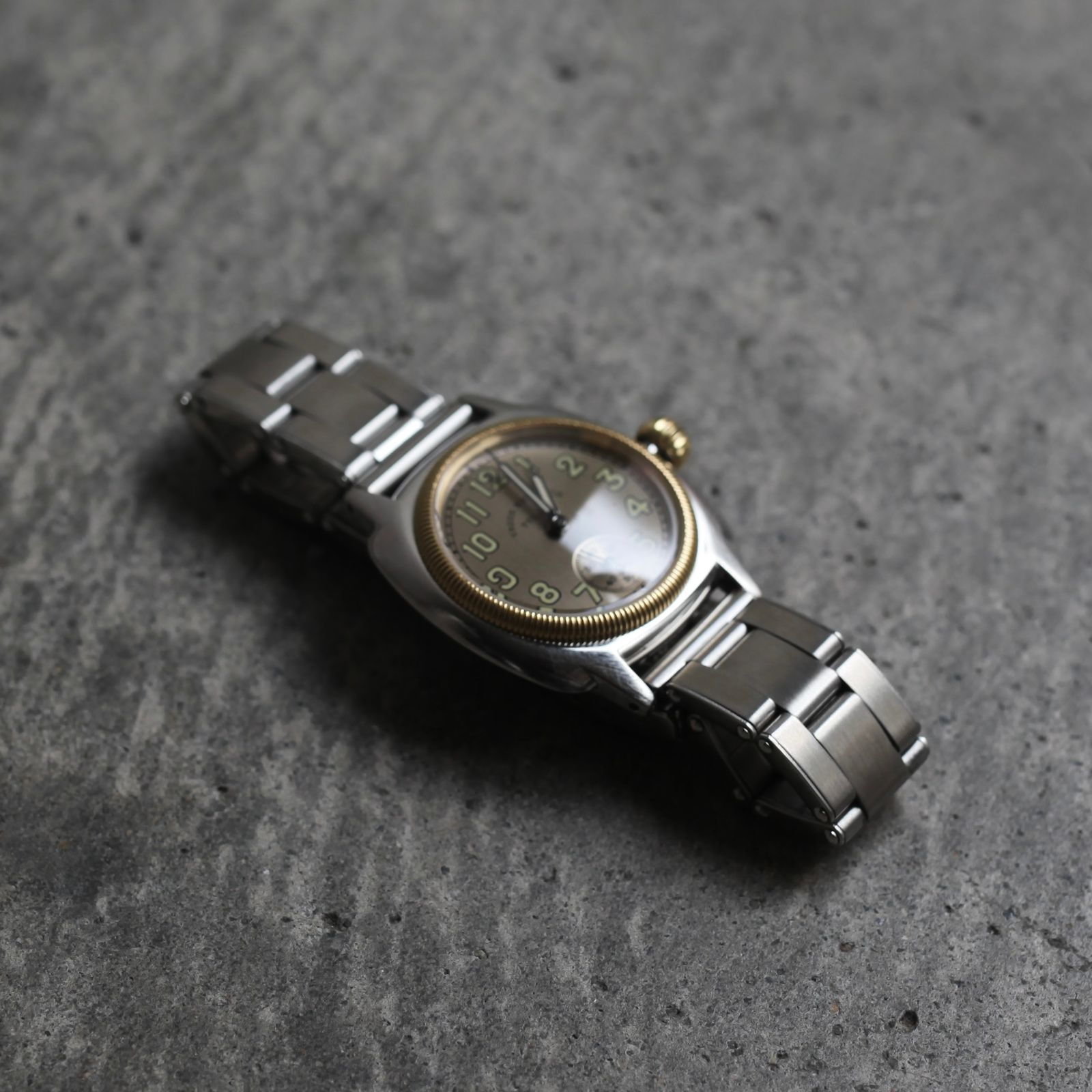 【残り一点】Coussin Early Stainless Rivet Belt(MEN/SILVER)