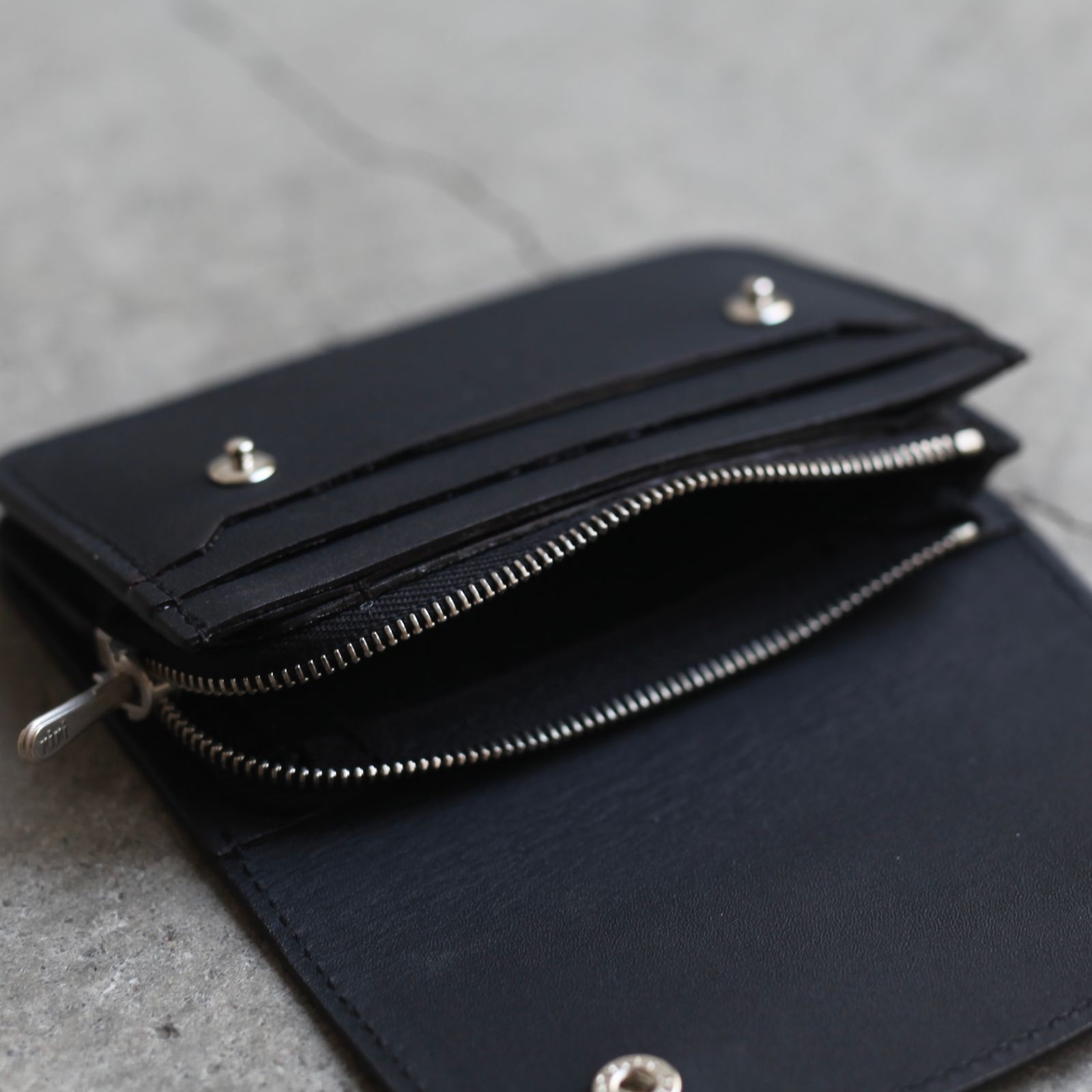 【残り一点】Tracker Wallet M(DEG/ZE)
