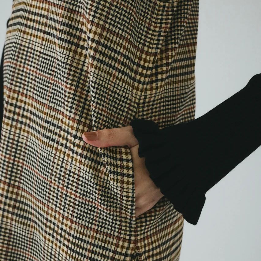 【残り一点】V Design Check Dress