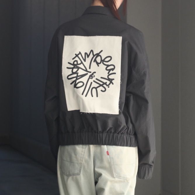 【残り一点】MBLパッチロゴジップブルゾン