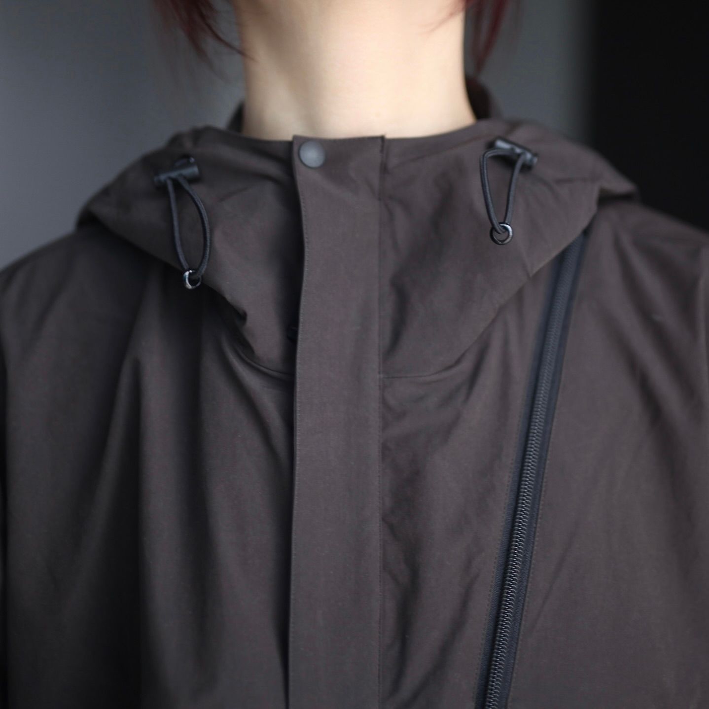 ESSAY - 【残り一点】Slant Zip Parka | ACRMTSM ONLINE STORE ESSAY - 【残り一点】Slant Zip Parka | ACRMTSM ONLINE STORE