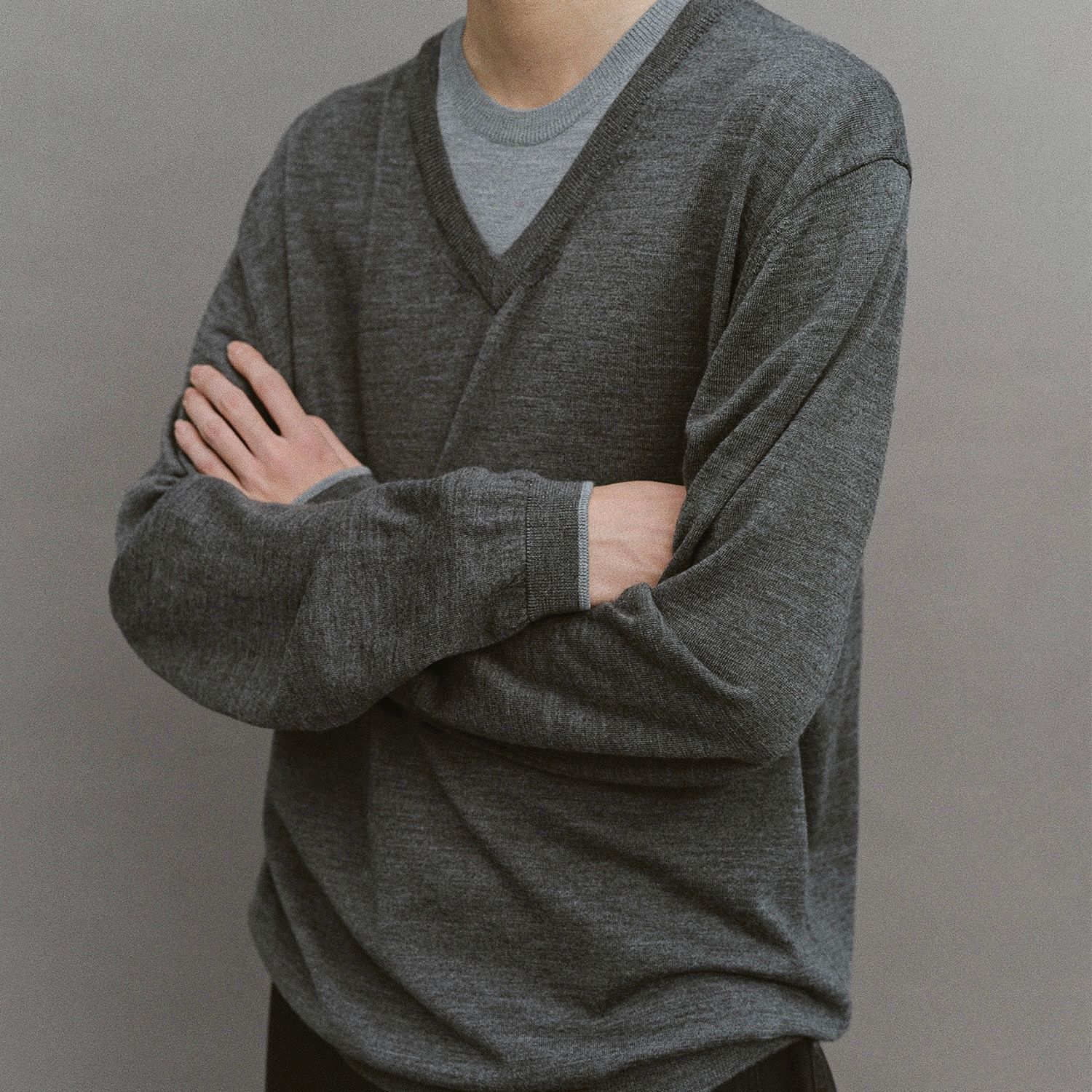 【残り一点】Current Layered V-Neck Knit