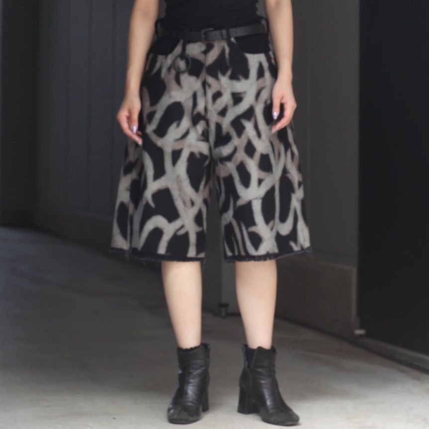 【残りわずか】Cut Off Heavy Short Wide Jeans(DISCHARGE PRINTED ASAT CAMO)