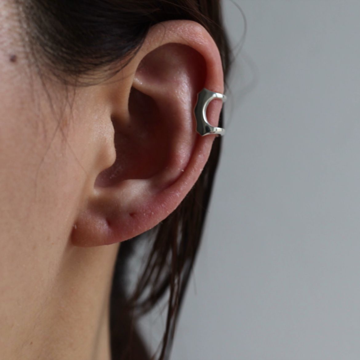 【お取り寄せ注文可能】Minimal Ethnos Ear Cuff(WHITE_片耳用)