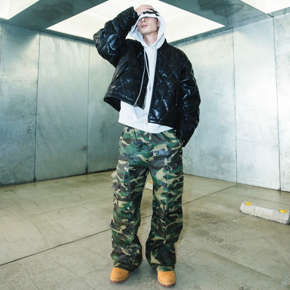 【残り一点】Faux Leather Quilting Down Jacket