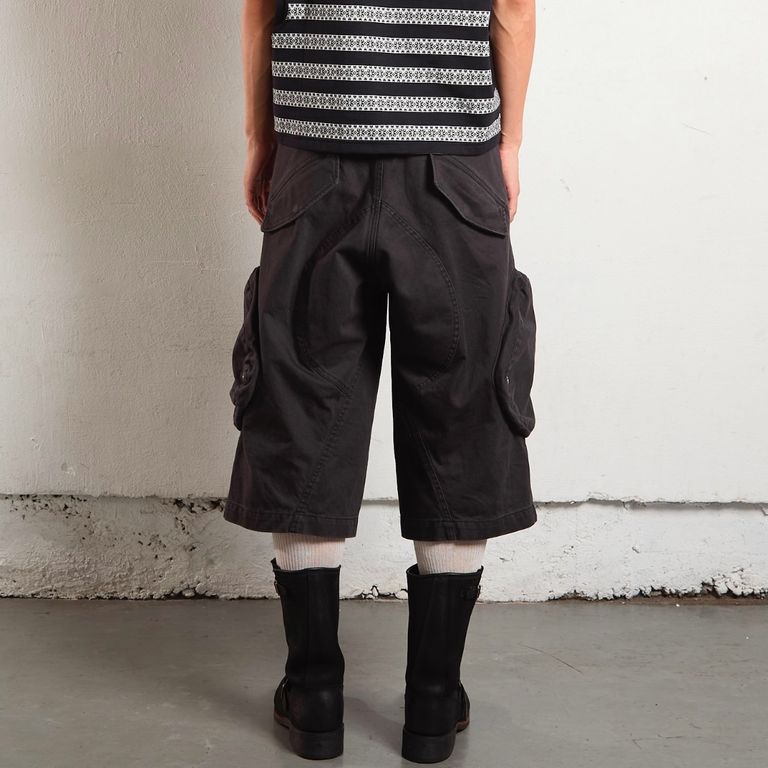 NVRFRGT - 【残りわずか】3D Twisted Cargo Shorts | ACRMTSM ONLINE STORE