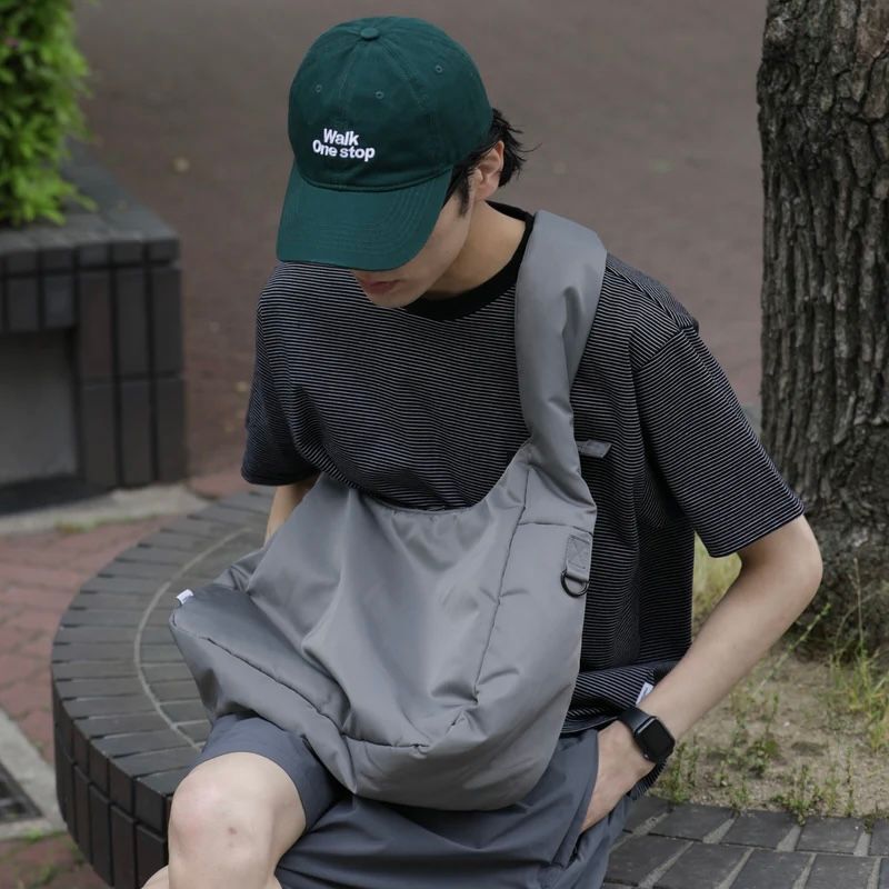 【残り一点】Soft Shell Messenger Bag
