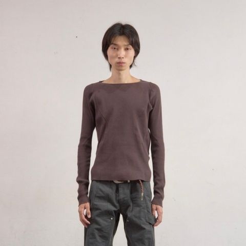 【残りわずか】Panelled Ribbed Long Sleeve T-shirt