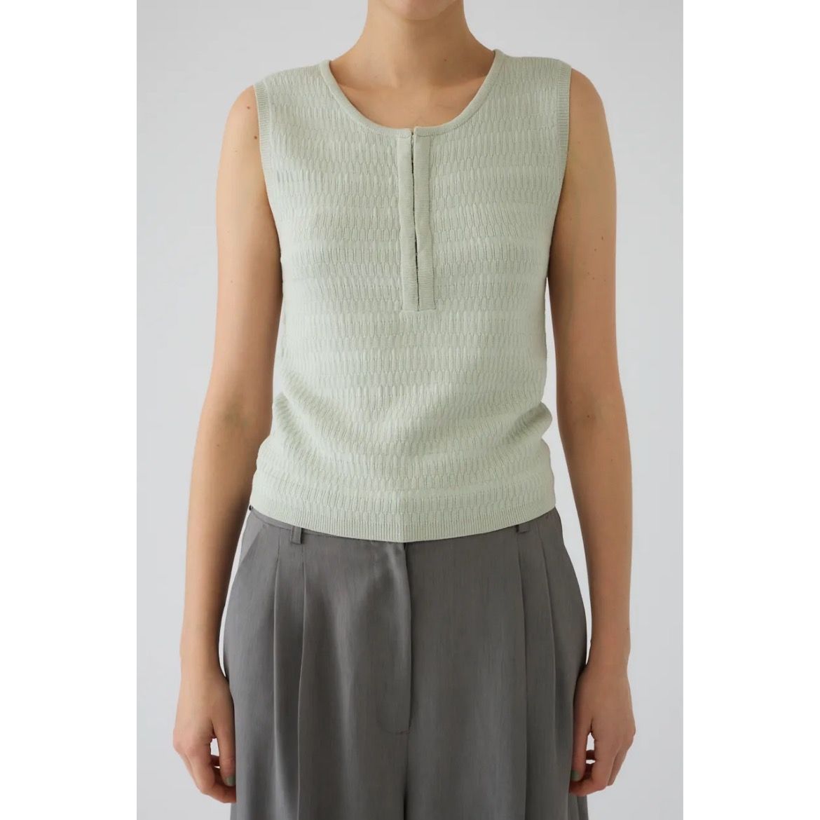 【残り一点】Round Neck Hook Tank