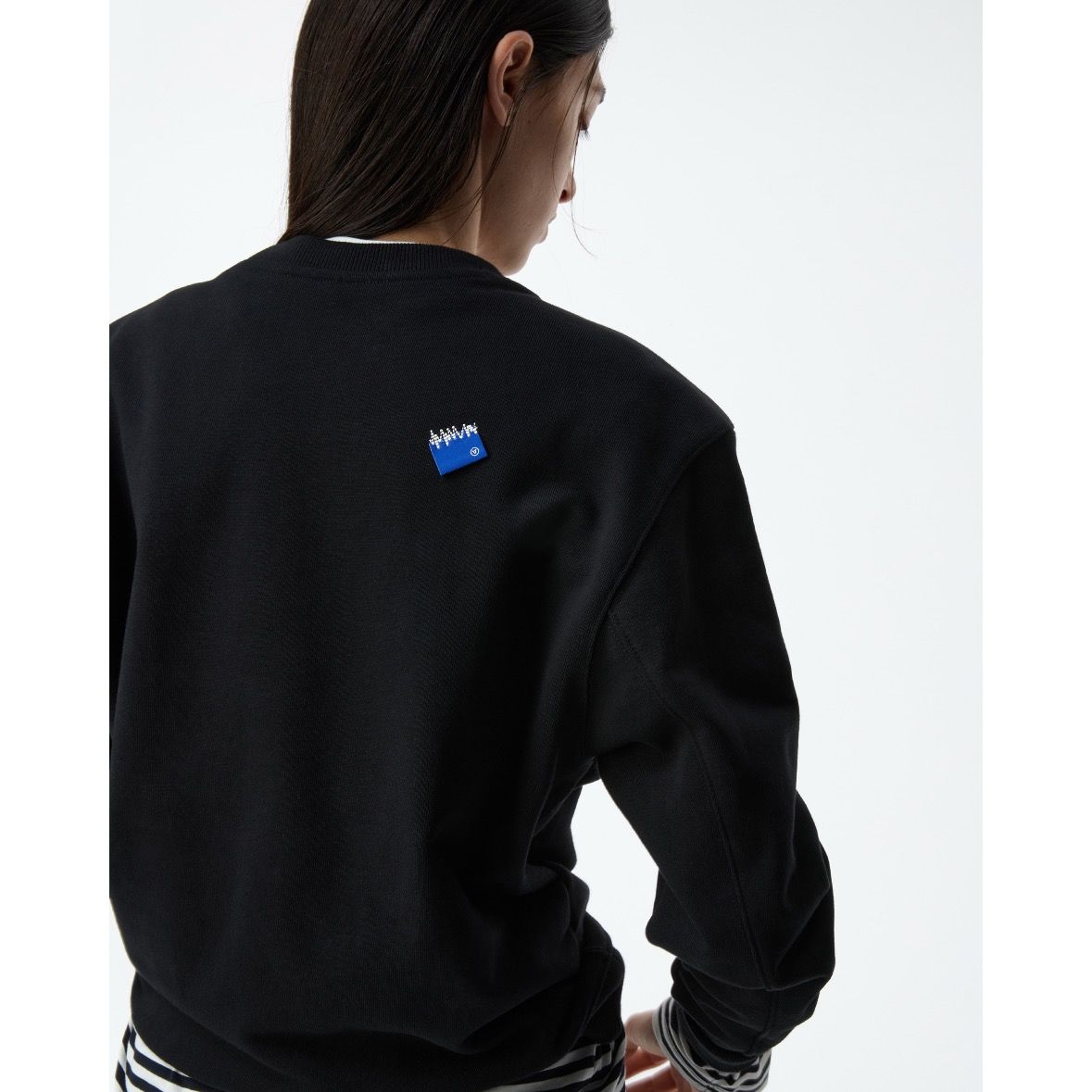 【残り一点】Sig; BL Tag Sweatshirt 01
