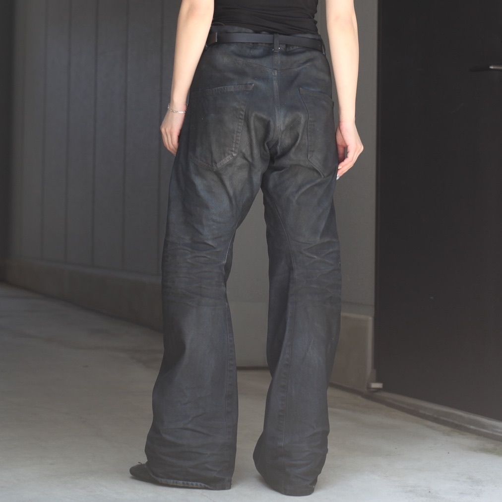 【残りわずか】3D Twisted Jeans