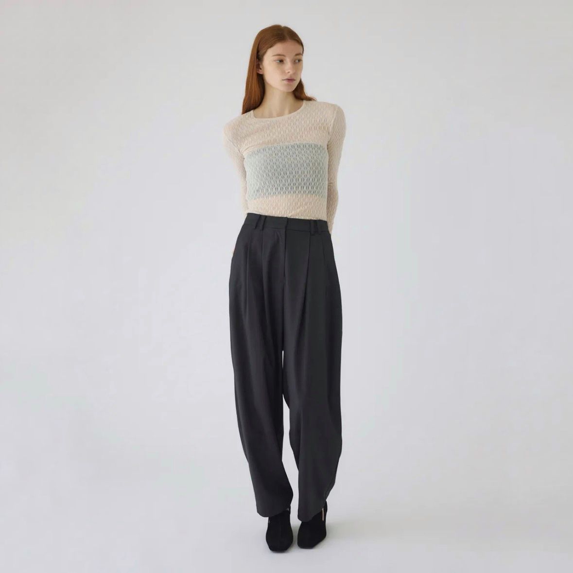 【再販売通知受付可能】Lace Knitting Tops