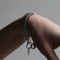 【残りわずか】Bone Bracelet