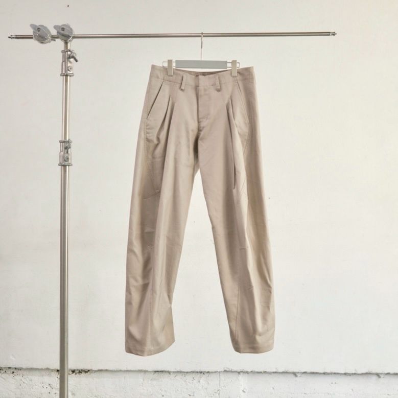 【残り一点】2Tucked Twisted Trousers