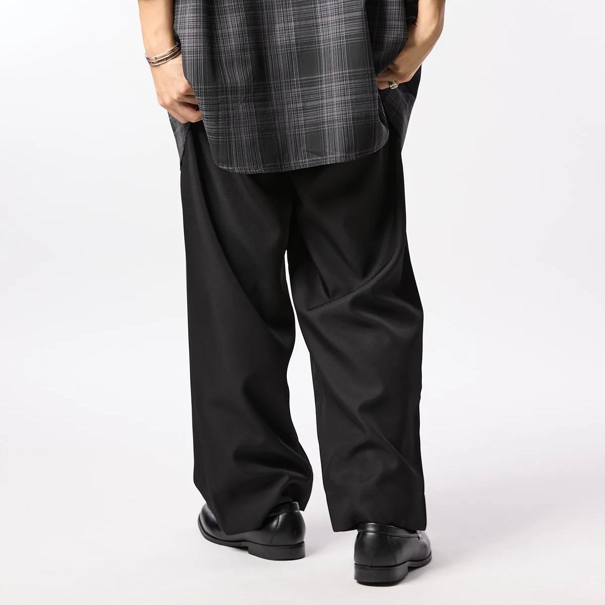 【残り一点】3Tuck Easy Trousers