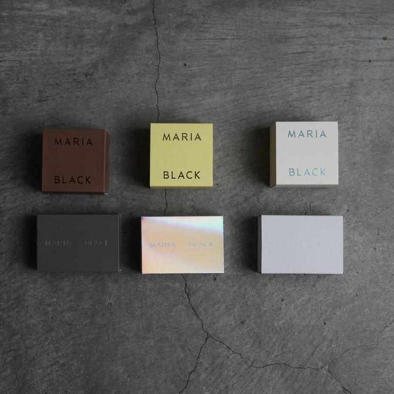 ※MARIA BLACKの付属箱はアソートとなりますため、お色味、サイズのご指定はお承りできませんこと、予めご了承くださいませ。
