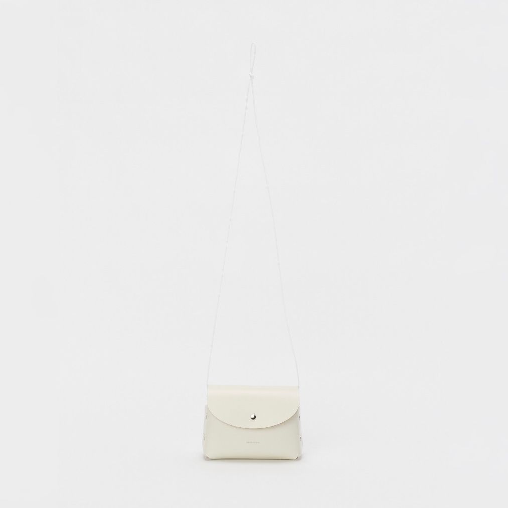 【次回入荷9月下旬予定】Assemble Borsetta Wide(WHITE)