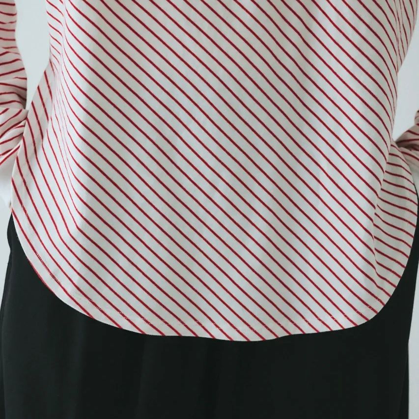 【残り一点】Design Border Tops