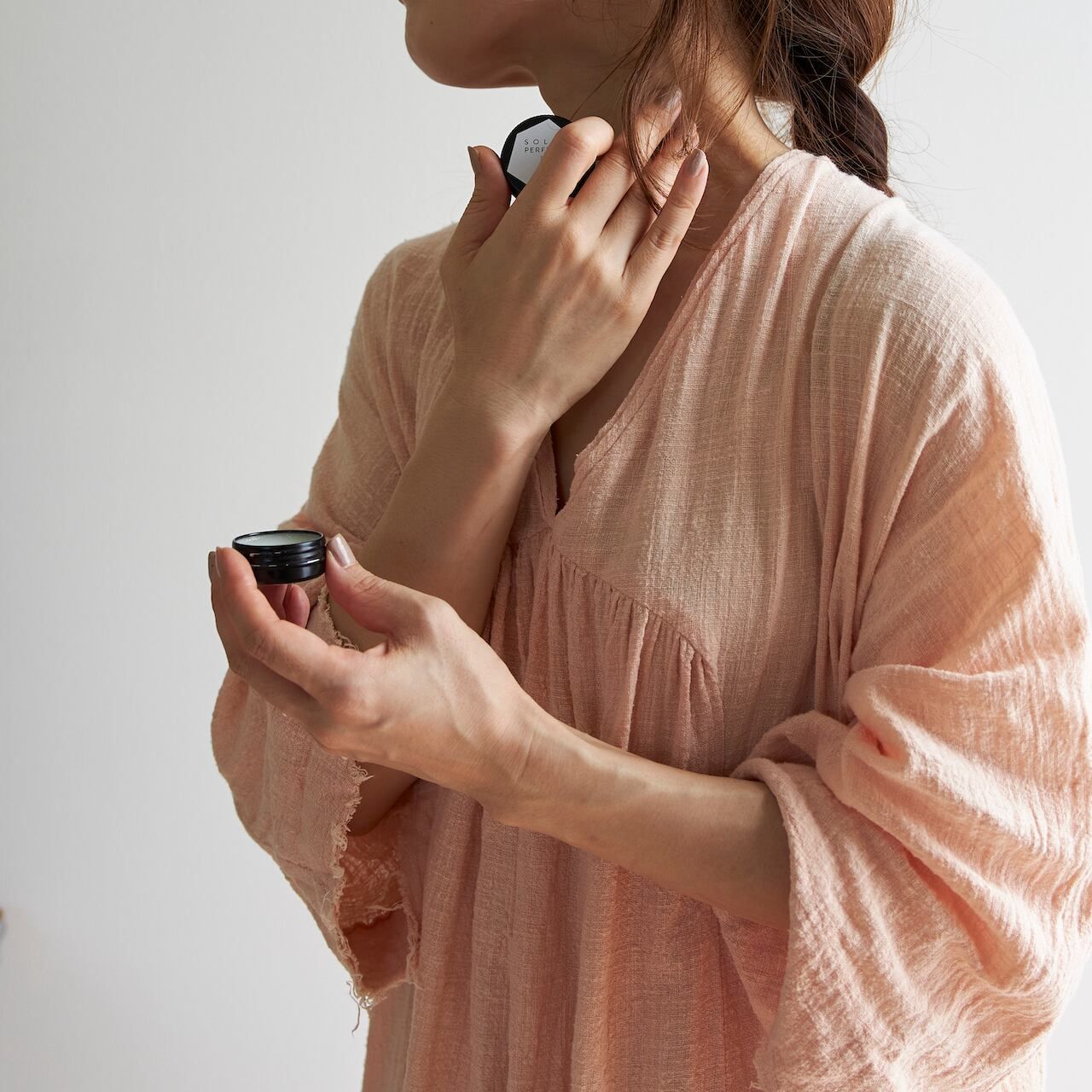 【お取り寄せ注文可能】Solid Perfume(HANA)