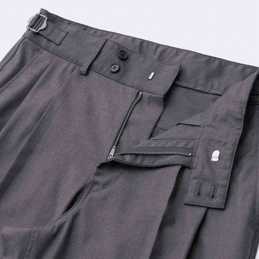 【再販売通知受付可能】Santiago Slacks