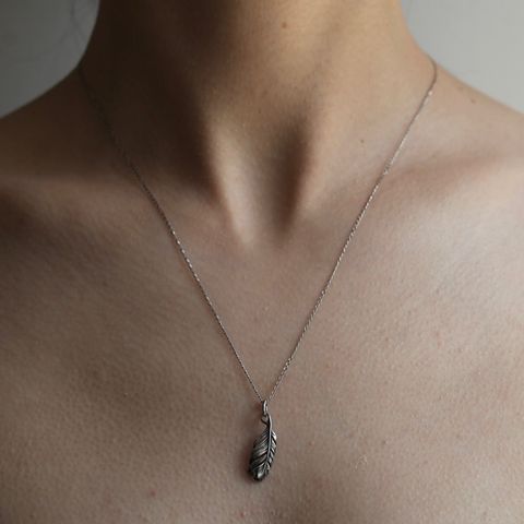 【お取り寄せ注文可能】EX Tiny Feather Necklace(SILVER)