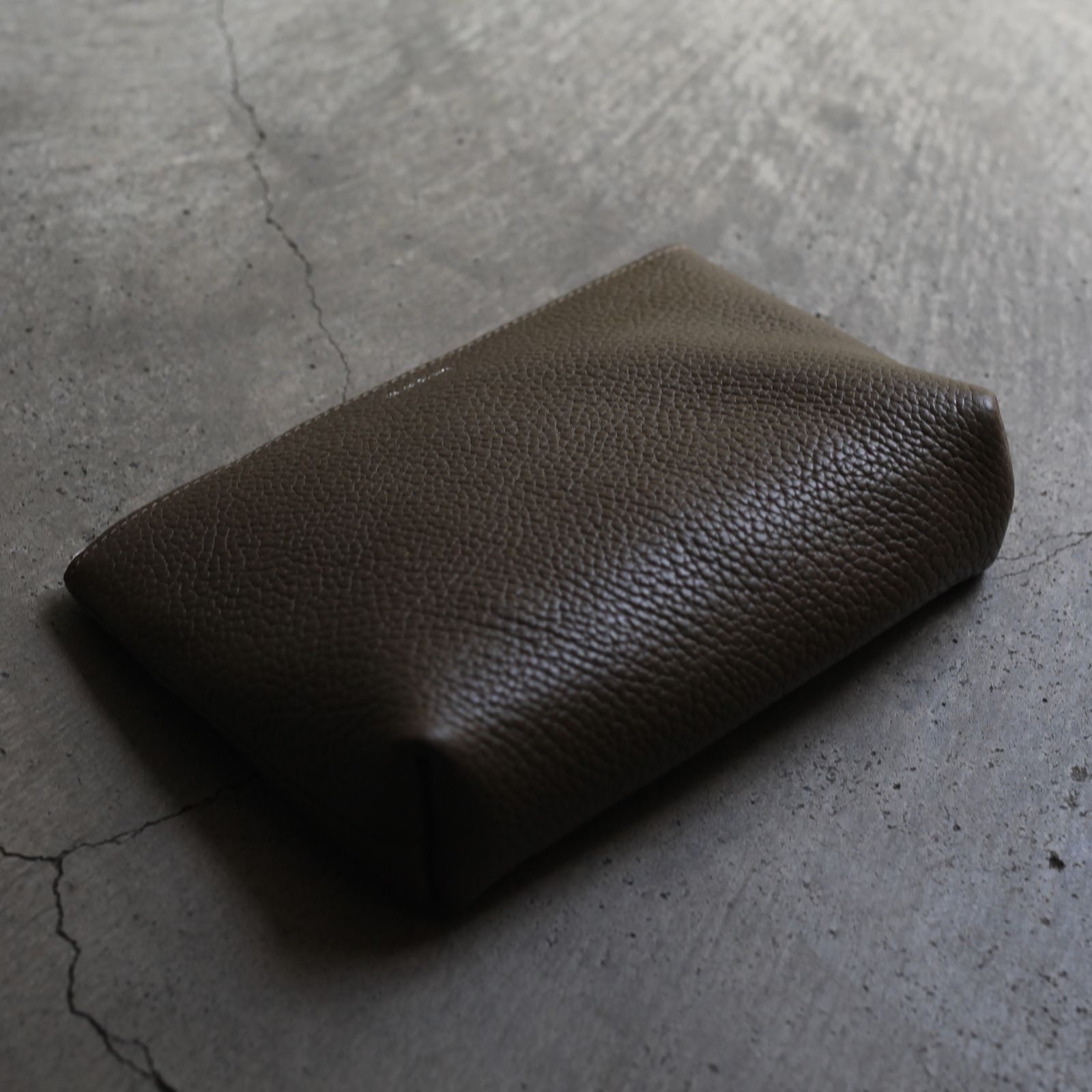 【残り一点】Pouch_M(TAUPE)