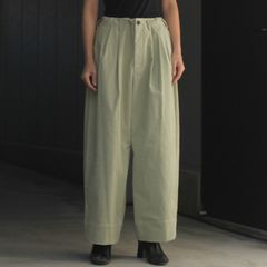 【残り一点】モールスキンシンプル2タックワイドPT