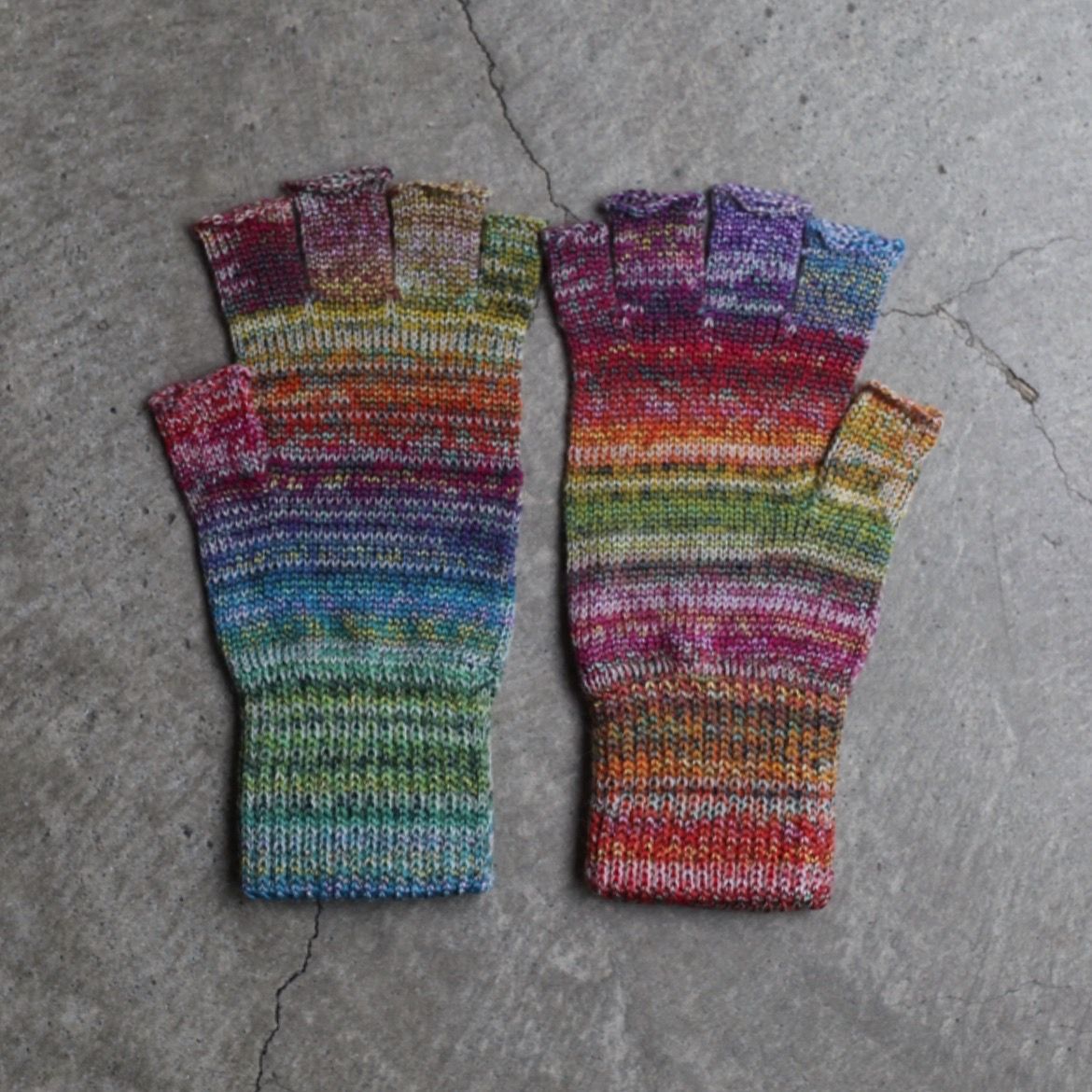 【残り一点】Multi Color Glove