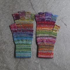 【残り一点】Multi Color Glove