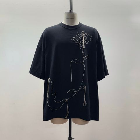 【残り一点】The Mooned Flower Is Stitched On Your Body