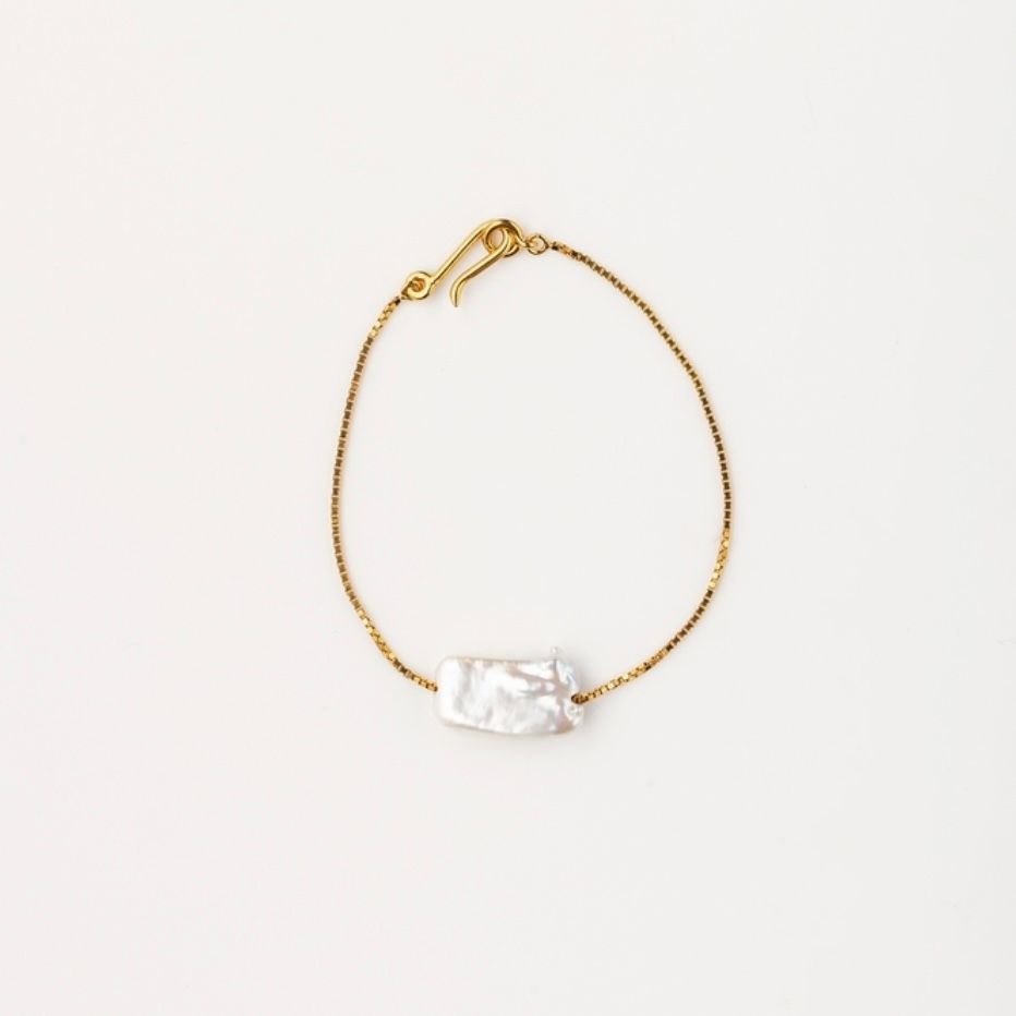 【お取り寄せ注文可能】Square Baroque Pearl Bracelet