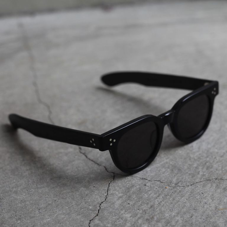 レンズ : DARK GRAY