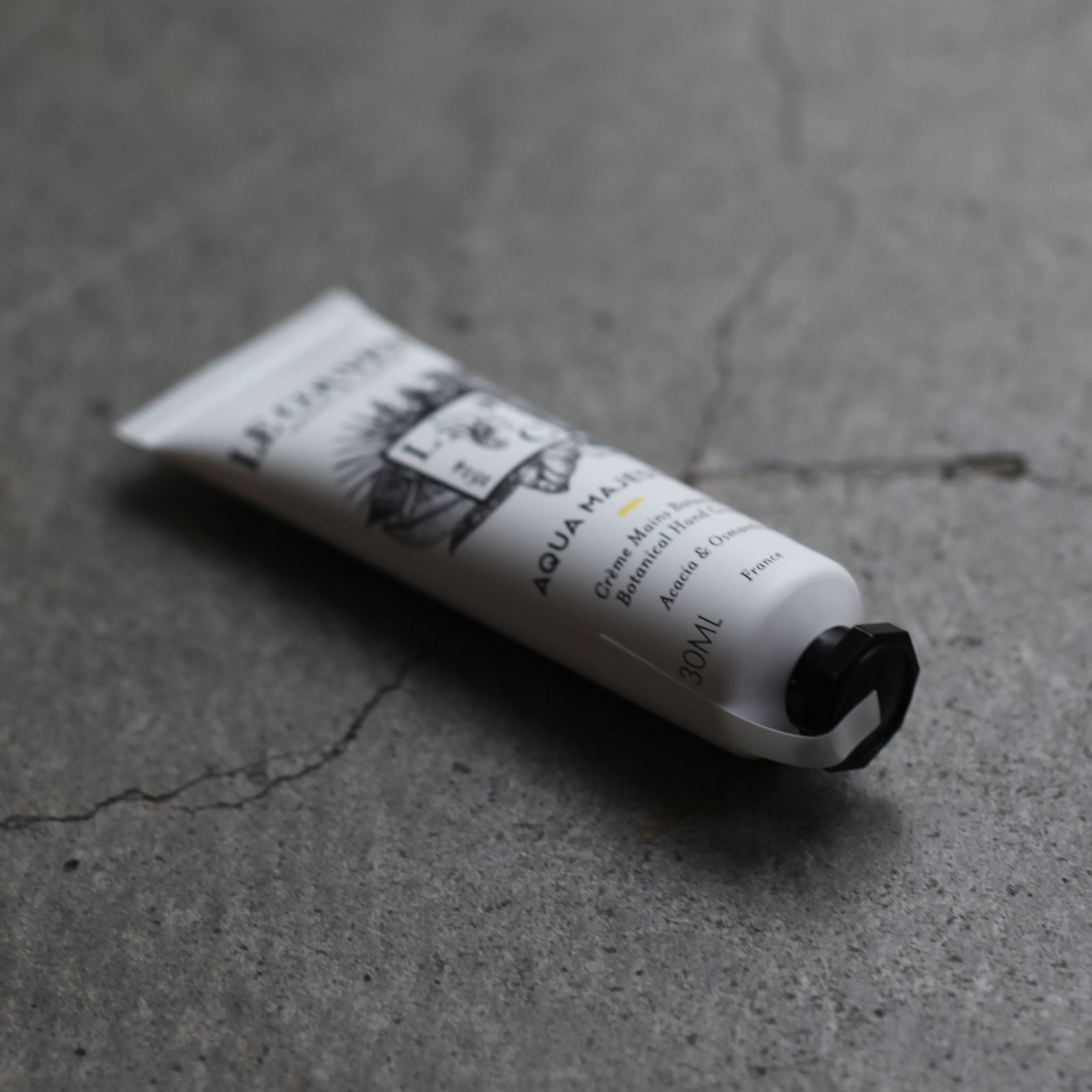 【残りわずか】ボタニカルハンドクリーム 30ml(AQUA MAJESTAE)