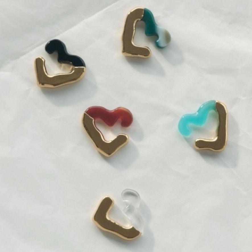 【お取り寄せ注文可能】Rough Heart Ear Cuff