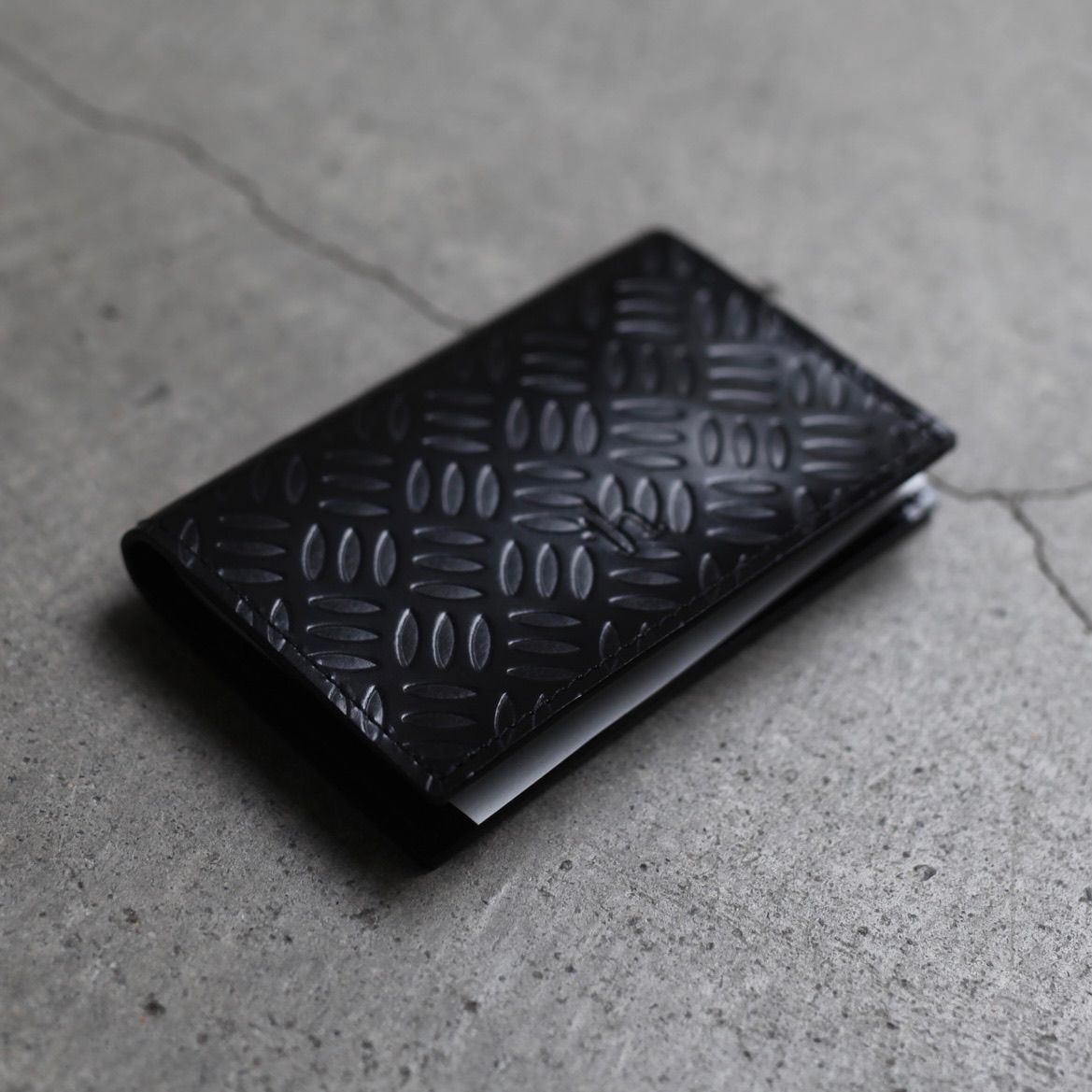 【残り一点】Embossed Card Case