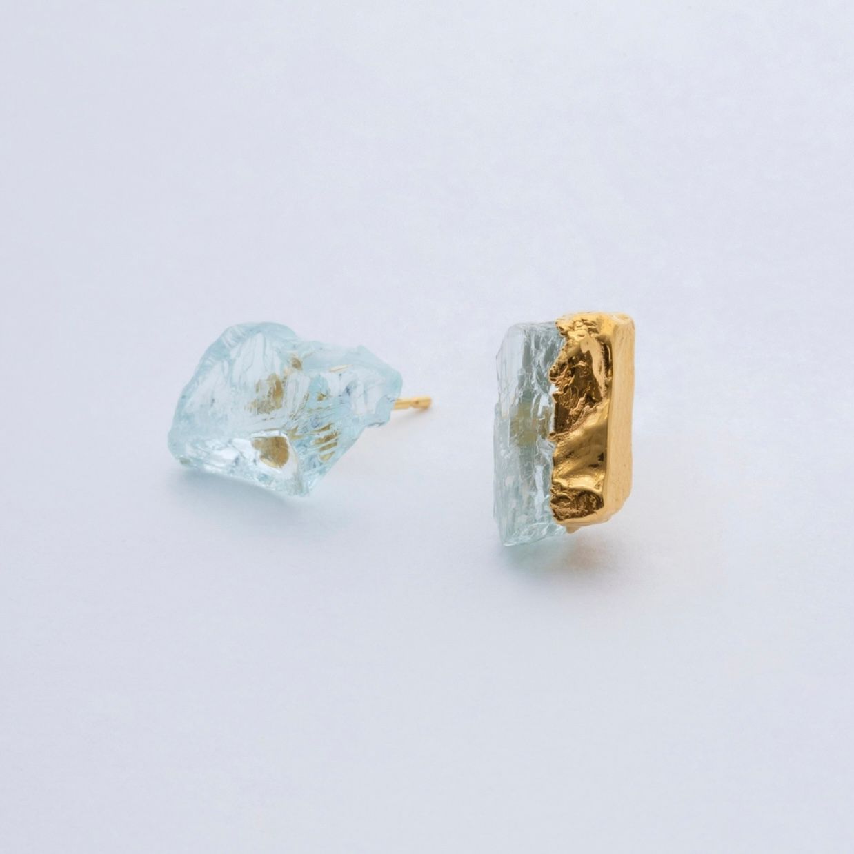 PREEK - 【残り一点】Rough Stone Aquamarine Earrings(両耳用