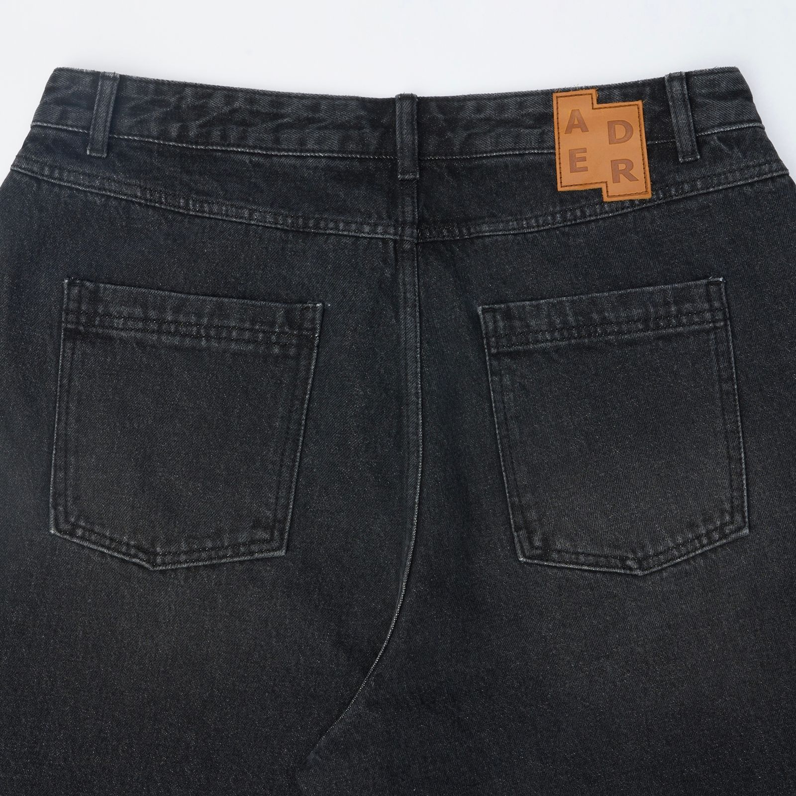 【残り一点】Sig; SV Tag Short Jeans 01