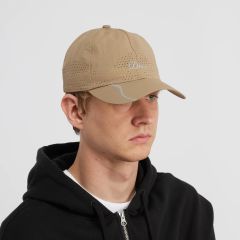 【残りわずか】Cursive Tech Cap