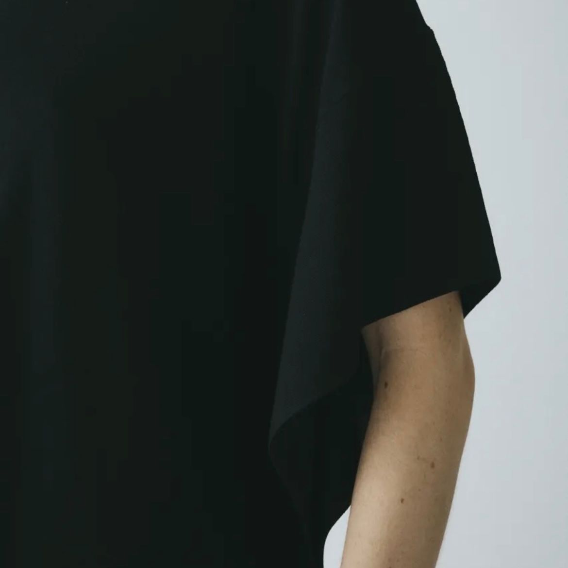 【残り一点】Mantle Sleeve Knit Tops