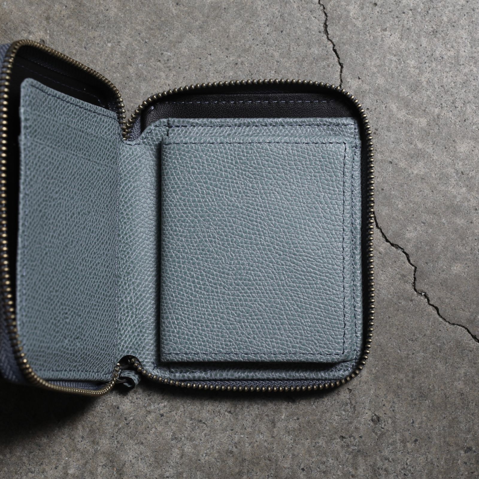 【残り一点】Round Zip Purse(DEG/VAL)