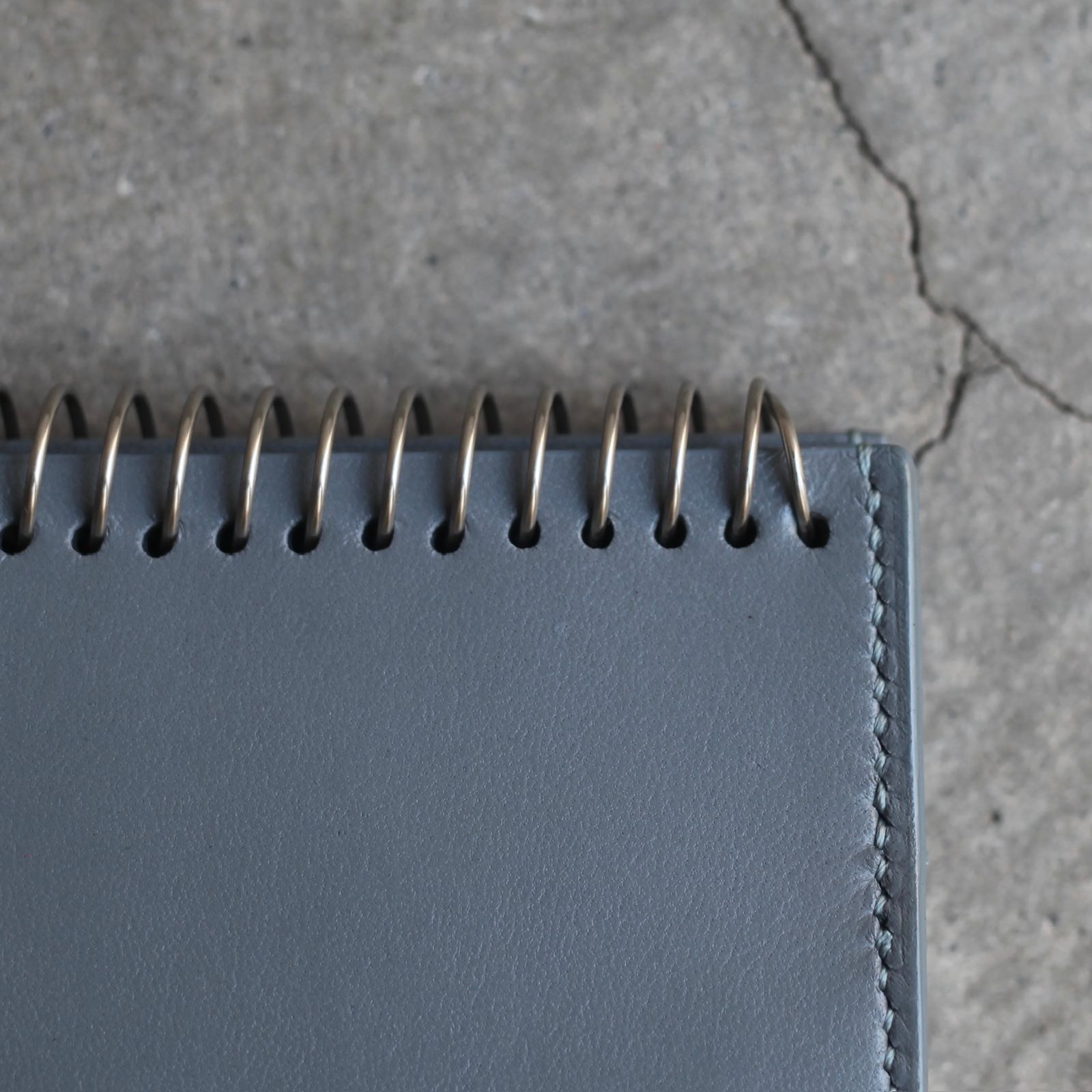 【残り一点】Coil Spring Wallet(MEMO_LAMB)