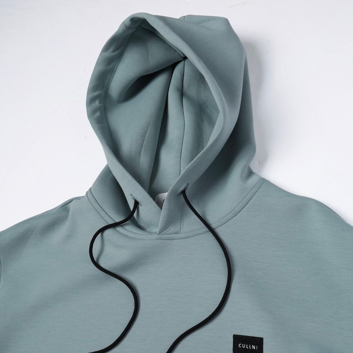 【残り一点】Cullni Embroidery Patch Hoodie