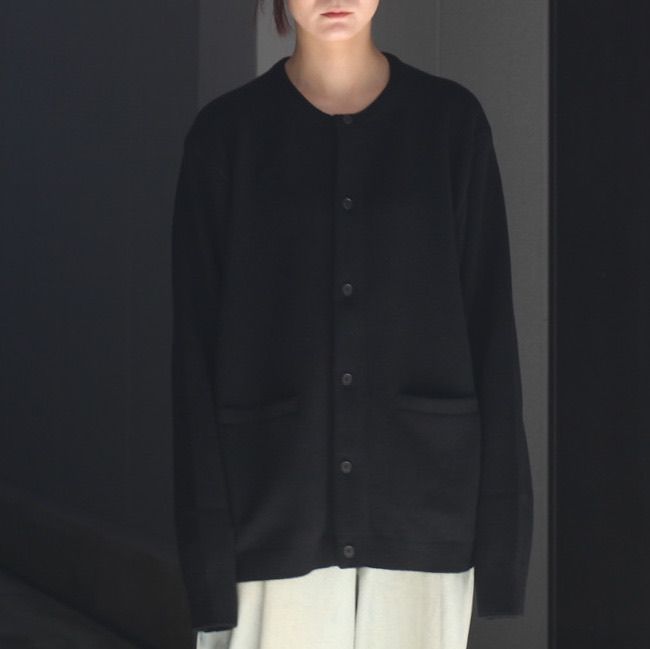【残りわずか】Extra Fine Wool Knit Crew Neck Cardigan