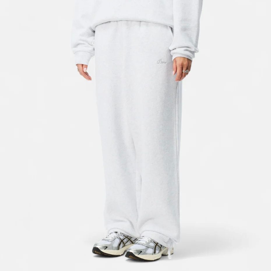 【残り一点】Cursive Small Logo Sweatpants