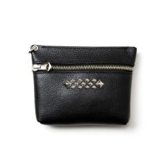 【再販売通知受付可能】Studs Leather Zip Pouch