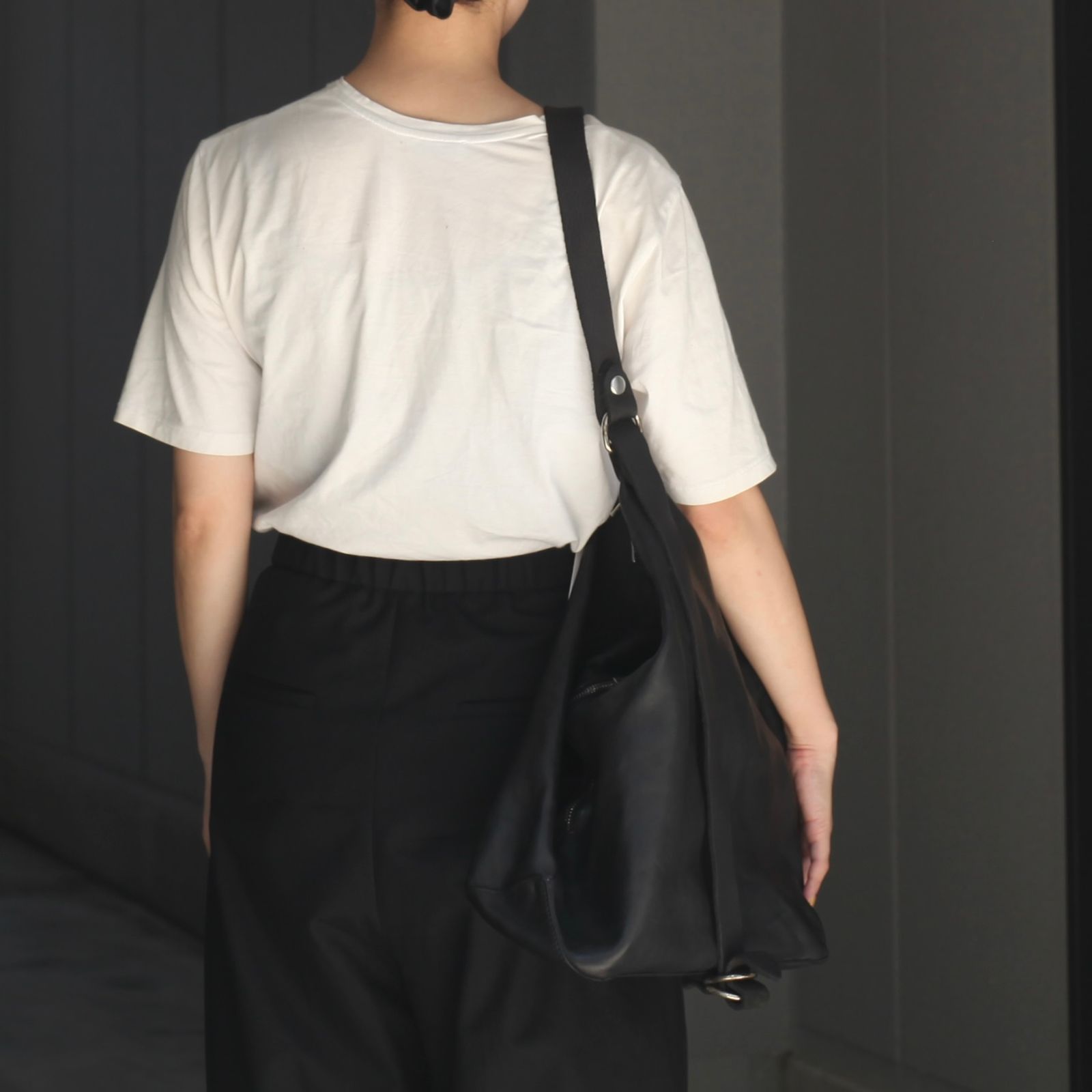 【残り一点】Hobo Crossbody Bag(SOFT HORSE FULL GRAIN)